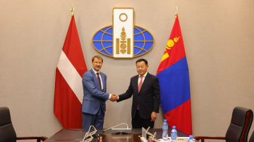 Latvija un Mongolija pārrunā drošības izaicinājumus Eiropā un Austrumāzijā
