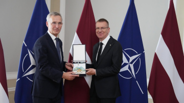 Valsts prezidents pasniedz Triju Zvaigžņu ordeni NATO ģenerālsekretāram Jensam Stoltenbergam