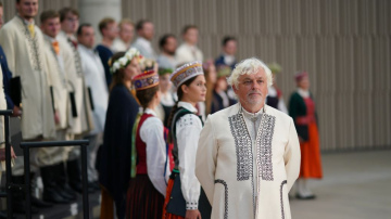 Rīgas kamerkoris “Ave Sol” apdziedās vasaras saulgriežu mistēriju