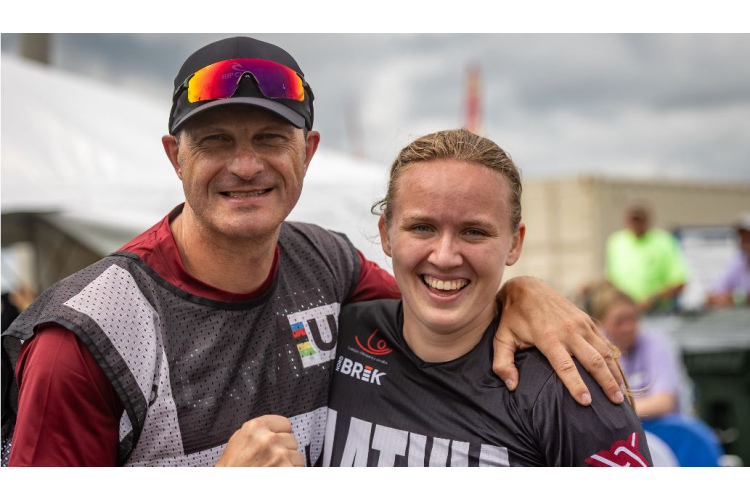 Pasaules čempione Stūriška dramatiskā cīņā uzvar arī BMX Eiropas U23 čempionātā