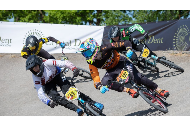 Sestdien Jelgavā notiks “Crystal Dent” BMX Latvijas kausa trešais posms