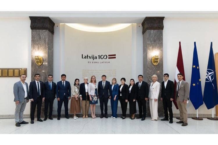 Latvijā mācību vizītē viesojas Uzbekistānas pārstāvju delegācija