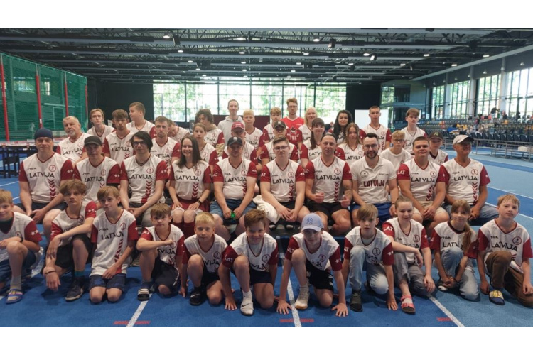 Rīdziniekiem augsti sasniegumi Eiropas čempionātā galda hokejā