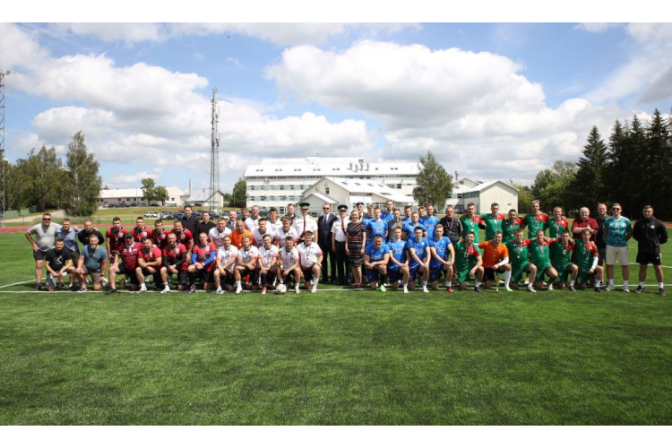 Atklāts Valsts robežsardzes koledžas atjaunotais stadions