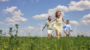 Ignitis Renewables novirzīs teju ceturtdaļmiljonu eiro Latvijas reģionu kopienām un izglītībai