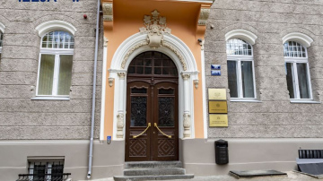 Siltumsūkņi ir kļuvuši par populāru izvēli mājas apkures un dzesēšanas sistēmām to augstās energoefektivitātes ...