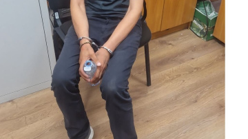 Policija aiztur kārtējo psihotropo vielu tirgotāju, kurš tās pārdeva nepilngadīgām personām