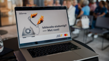 Mākslīgais intelekts paplašina telefonkrāpnieku apvāršņus. Kā neuzķerties?