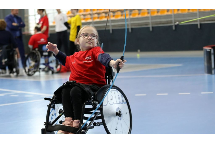 Rimi atbalstīs Latvijas Paralimpisko komiteju, ziedojot bērnu un jauniešu sportam reģionos