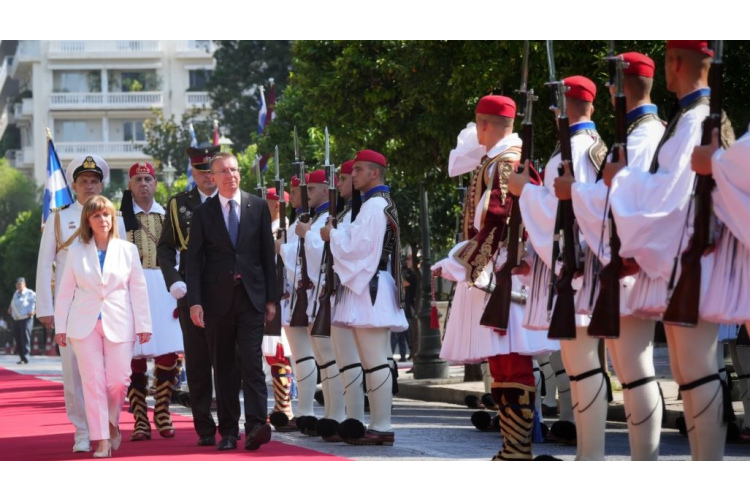 Valsts prezidents: Latvija un Grieķija ir cieši sabiedrotie, jo īpaši stiprinot Eiropas Savienības un NATO...