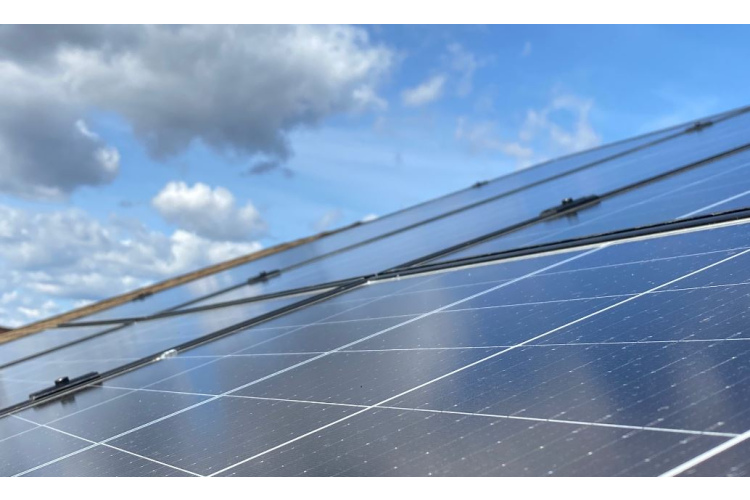 Palielina kopējo finansējumu saules paneļu, siltumsūkņu u.c. enerģiju ražojošo iekārtu iegādei
