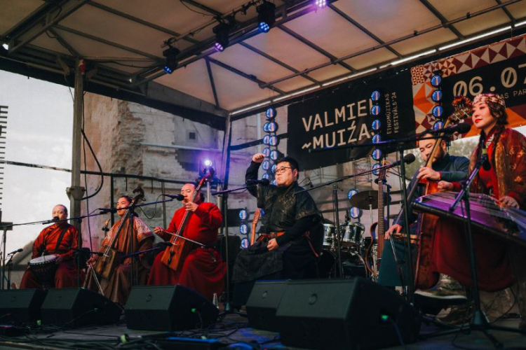 Publicitates_foto_Etnomūzikas_festivals.