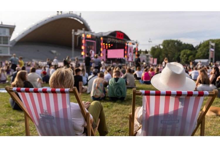 Lietuvas mūzikas festivālā “Jauns kā Viļņa” uzstāsies britu dziedātāja Rita Ora