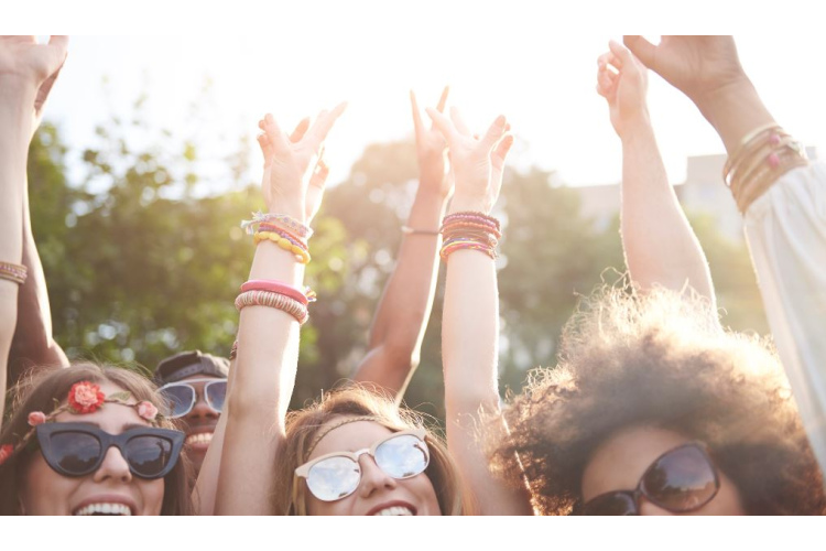 Festivālu skaistuma rituāli: iesaka Jānis Pētersons