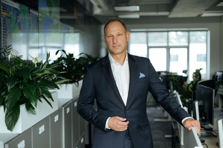 “Tele2” investīcijas otrajā ceturksnī palielinājušās par 11,2 %; klientu skaita pieaugums veicina apgrozījuma kāpumu