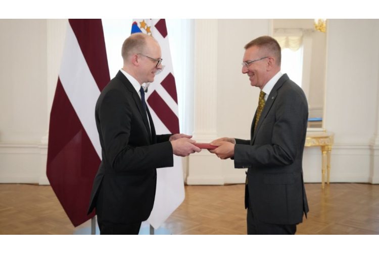 Akreditācijas vēstuļu pasniegšana Latvijas Republikas ārkārtējiem un pilnvarotajiem vēstniekiem