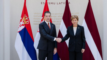 Ārlietu ministre B. Braže, uzņemot Serbijas ārlietu ministru M. Džuriču