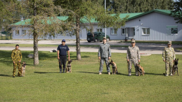 Centrālās Āzijas kinologi pilnveido zināšanas Valsts robežsardzes koledžā