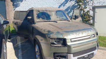 Par pazemes autostāvvietā plūdos “noslīkušu” auto izmaksās 83 000 eiro