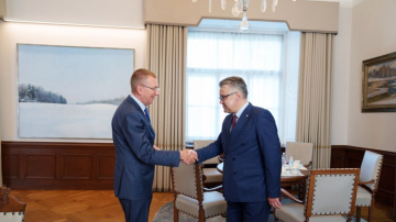 Valsts prezidents: nav pieļaujams, ka no bērnu vecākiem tiek sagaidīta to mācību līdzekļu iegāde...