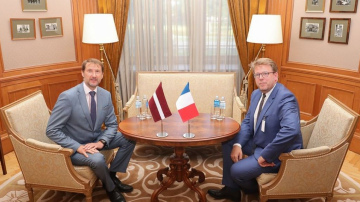 Valsts sekretārs iepazīšanās vizītē tiekas ar nākamo Francijas vēstnieku