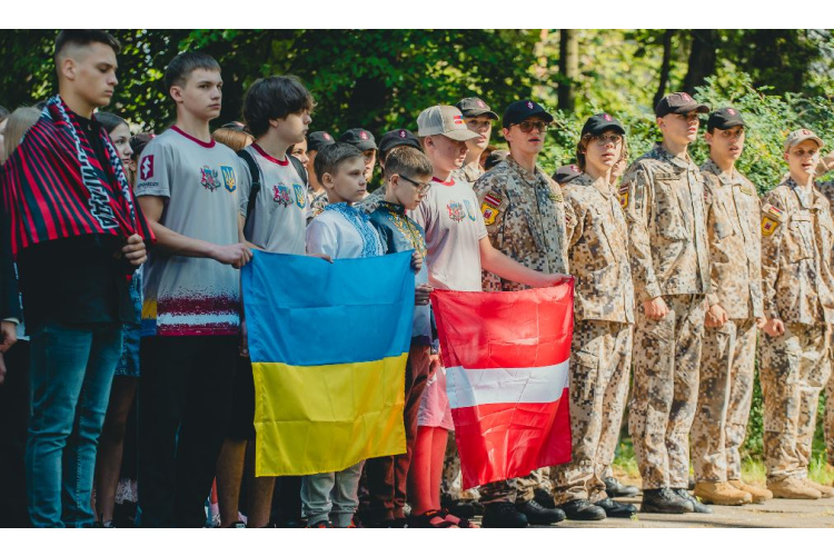 Atklāta Ukrainas policistu bērniem organizēta nometne Latvijā