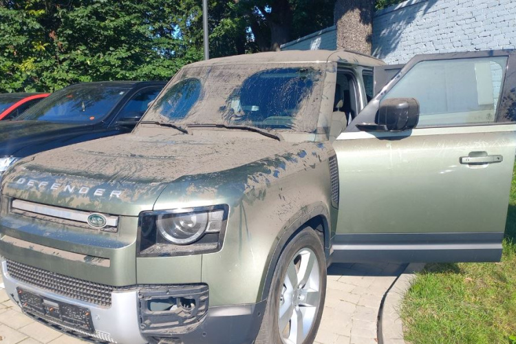 RangeRover-PluduSekas