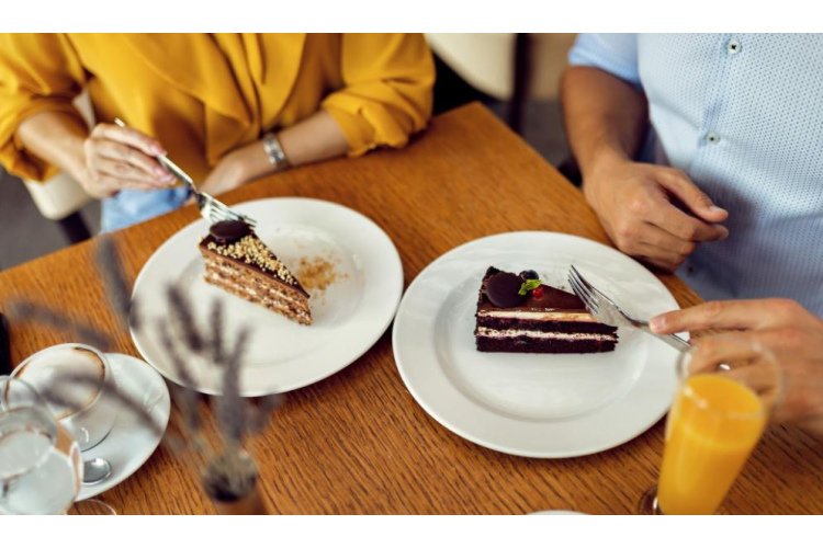 Veselības indeksa pētījums: 62 % iedzīvotāju ikdienā neierobežo cukura patēriņu