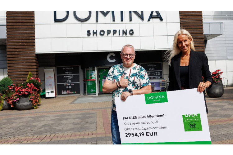 TC “Domina Shopping” klienti sniedz stbalstu organizācijas “OPEN Radošie centri” jauniešiem