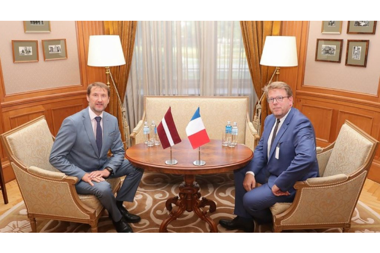 Valsts sekretārs iepazīšanās vizītē tiekas ar nākamo Francijas vēstnieku
