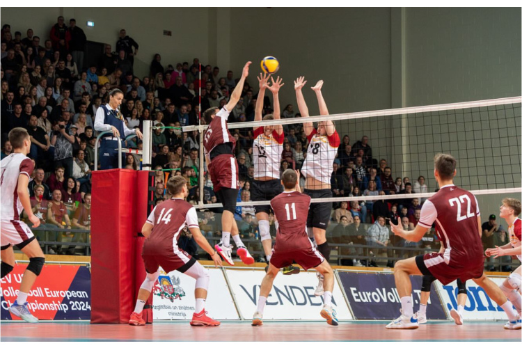 Latvijas volejbolisti ieradušies Serbijā uz Eiropas U-20 čempionātu
