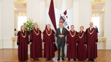 VIDEO: tiesneša zvēresta svinīgā ceremonija