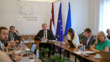 Publiskais finansējums pieaugušo izglītībā jākoncentrē kritiski svarīgajās prasmēs