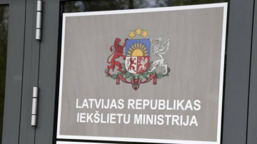Valdība konceptuāli atbalsta finansējumu atlīdzības palielināšanai iekšlietu nozares amatpersonām
