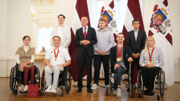 Parīzes paraolimpisko spēļu sportistu sveikšana Rīgas pilī