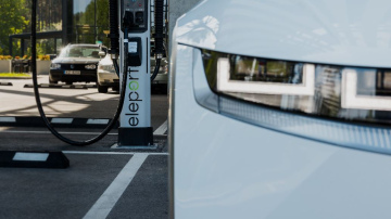 Kā ietaupīt izmantojot elektroauto – skaidro eksperts
