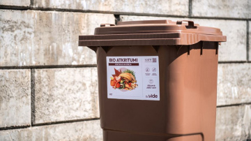 “Eco Baltia vide” ievieš jaunus risinājumus iedzīvotājiem ērtākai bioloģisko atkritumu šķirošanai