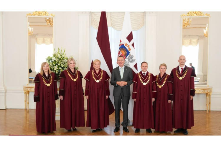 VIDEO: tiesneša zvēresta svinīgā ceremonija