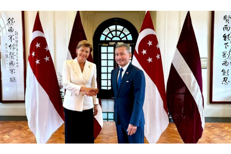 Latvijas ārlietu ministre Baiba Braže un Singapūras ārlietu ministrs Vivians Balakrišnans...