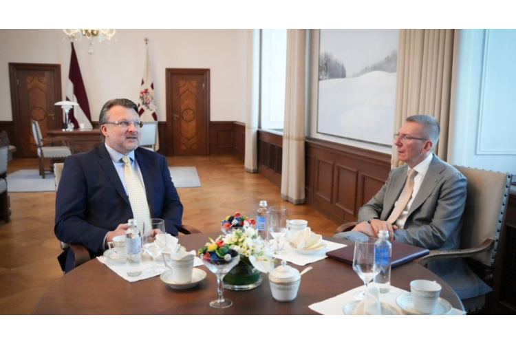 Valsts prezidenta Edgara Rinkēviča tikšanās ar Saeimas frakcijas “Latvija pirmajā vietā” priekšsēdētāju Aināru Šleseru