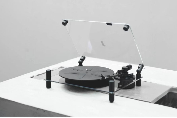DEA24 SME_Transparent Turntable