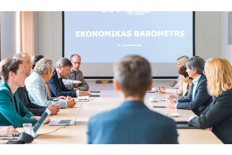 Latvijas konkurētspēja zem vidējās Eiropā; atslēga izaugsmei – lielie valsts uzņēmumi