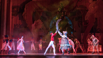Latvijas Nacionālā opera un balets atjauno baleta Riekstkodis dekorācijas