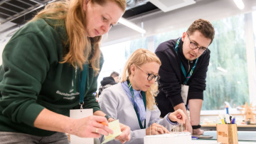 Idejas valsts konkurētspējas stiprināšanai meklē vēl nebijušā hakatonā
