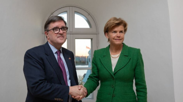 Tiekoties ar ASV valsts sekretāra palīgu Džeimsu O’Braienu, ārlietu ministre Baiba Braže aicina ASV paplašināt ...