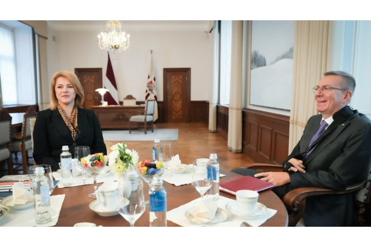 Valsts prezidenta Edgara Rinkēviča un Ministru prezidentes Evikas Siliņas tikšanās un preses konference