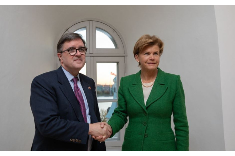 Tiekoties ar ASV valsts sekretāra palīgu Džeimsu O’Braienu, ārlietu ministre Baiba Braže aicina ASV paplašināt ...