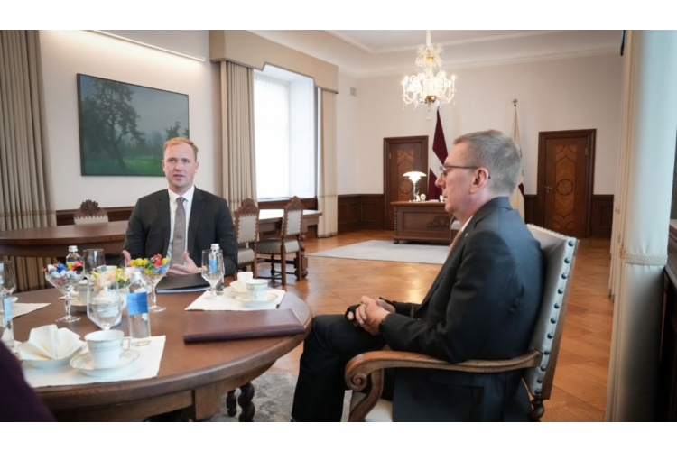 Valsts prezidents aicina pēc iespējas ātrāk virzīties ar birokrātijas mazināšanu, kas skar Ekonomikas ministrijas ..