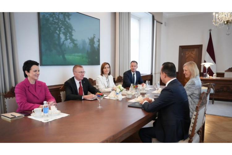 Valsts prezidents ar veselības ministru pārrunā darbu pie likumdošanas iniciatīvas, kas skar darba devēja palīdzību ..