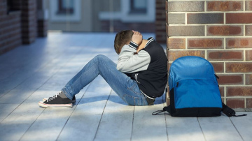 Skolu direktori pulcēsies seminārā, lai meklētu risinājumus vardarbības izskaušanai skolās
